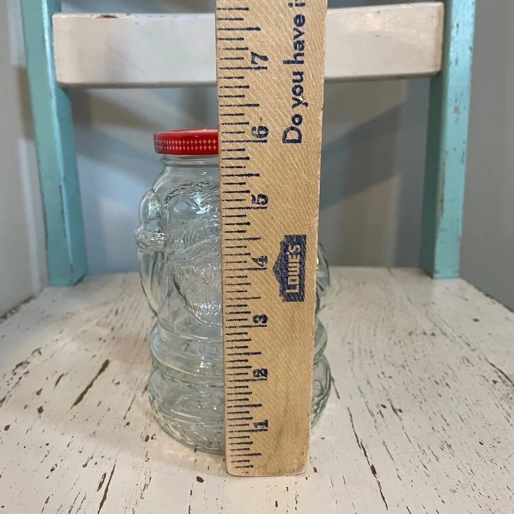 Vintage 1992 Kraft Grape Jelly Santa Jar 32 oz Clear Embossed Glass Christmas